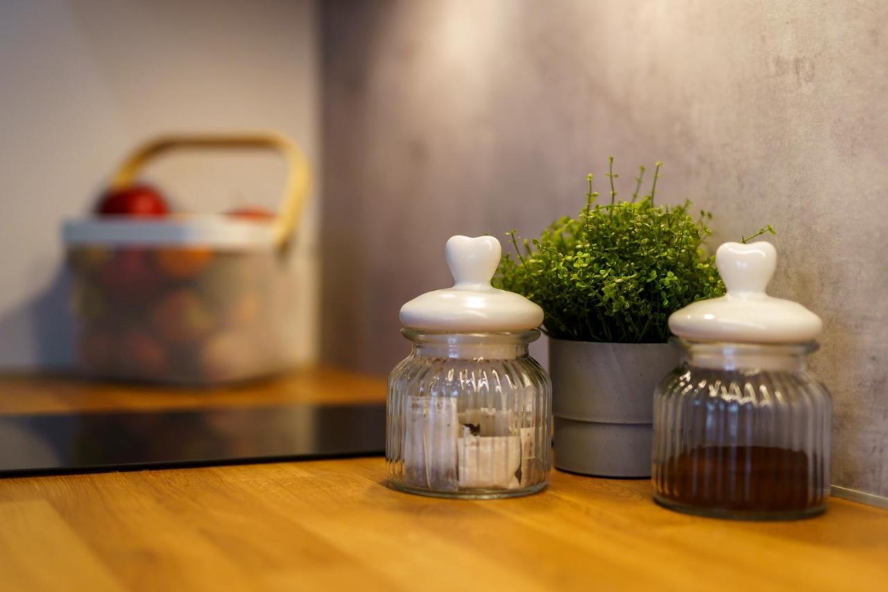 Sunset Resort - Apartament Florencja กชึชโบโว ภายนอก รูปภาพ