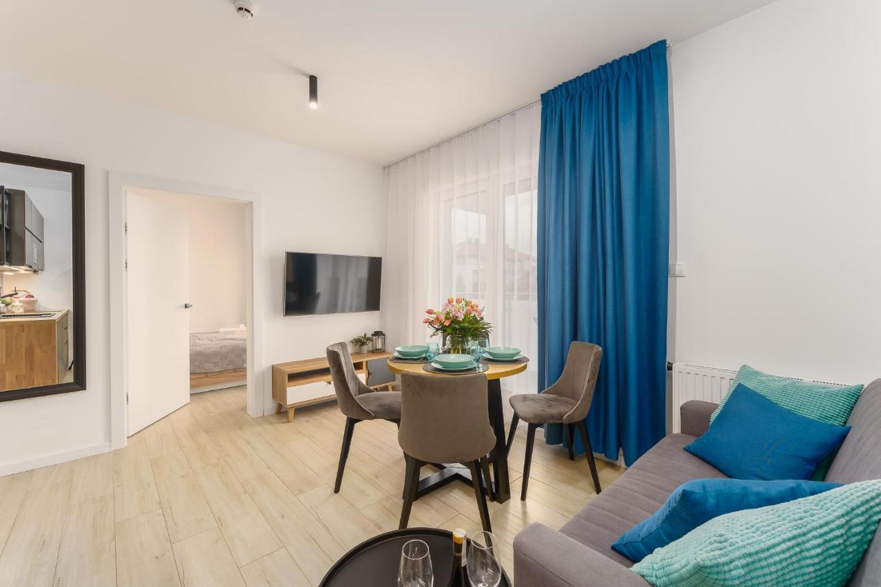 Sunset Resort - Apartament Florencja กชึชโบโว ภายนอก รูปภาพ