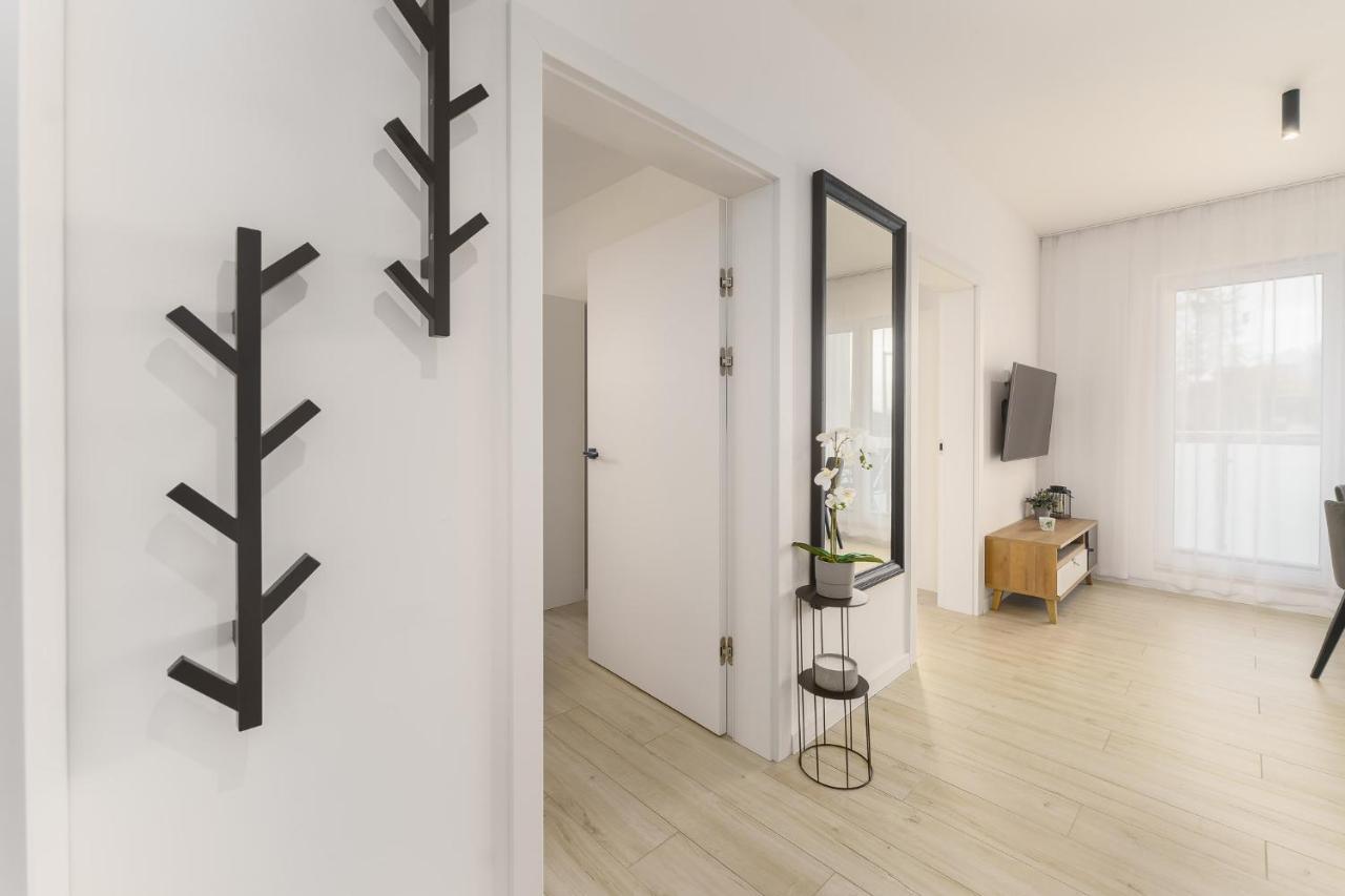 Sunset Resort - Apartament Florencja กชึชโบโว ภายนอก รูปภาพ